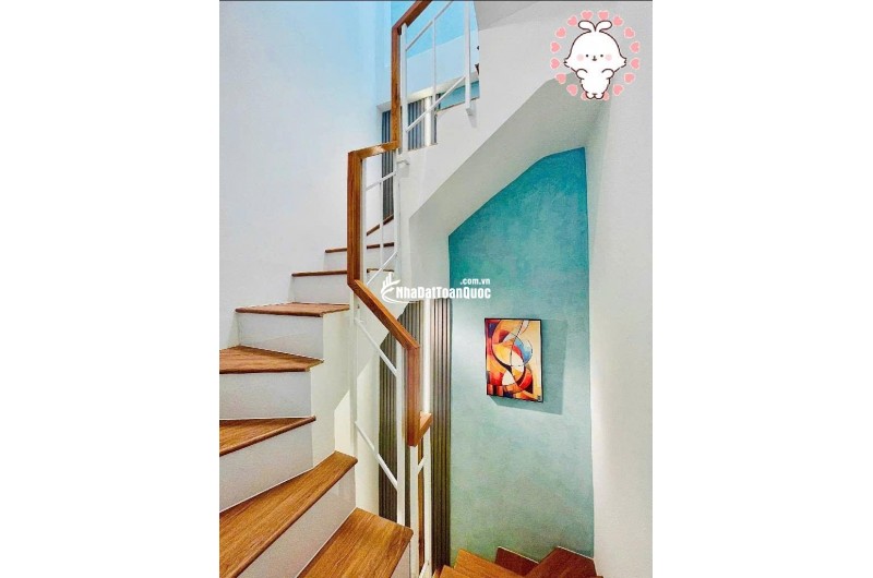 Nhà 3 tầng Tân Bình, hẻm Lạc Long Quân, 18m2, 2PN, 3WC, sổ hồng, giá 2.8 tỷ - Cơ hội an cư lý tưởng